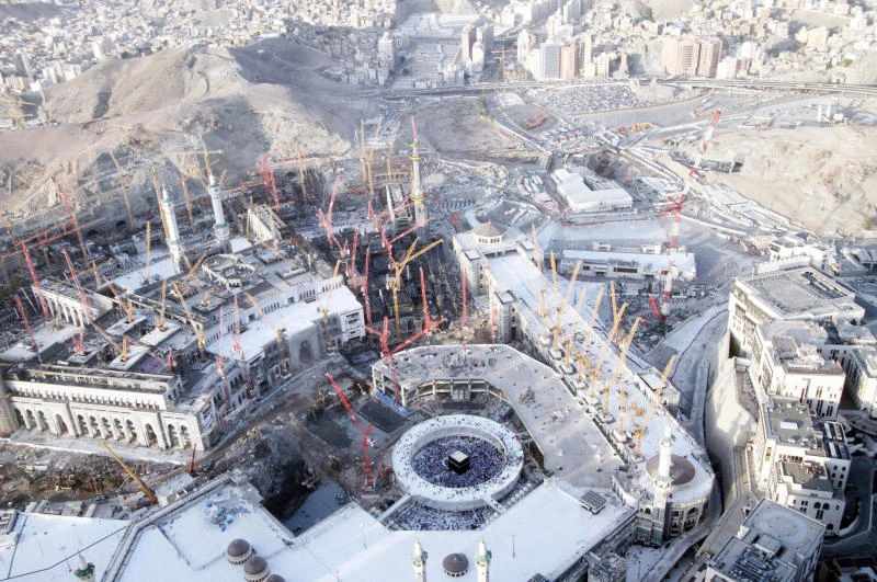 Pilgrims in awe of massive expansion work in Makkah