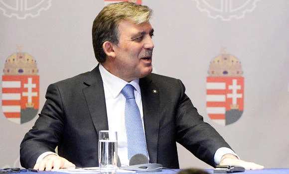 Turkey’s Gul approves law tightening Internet controls