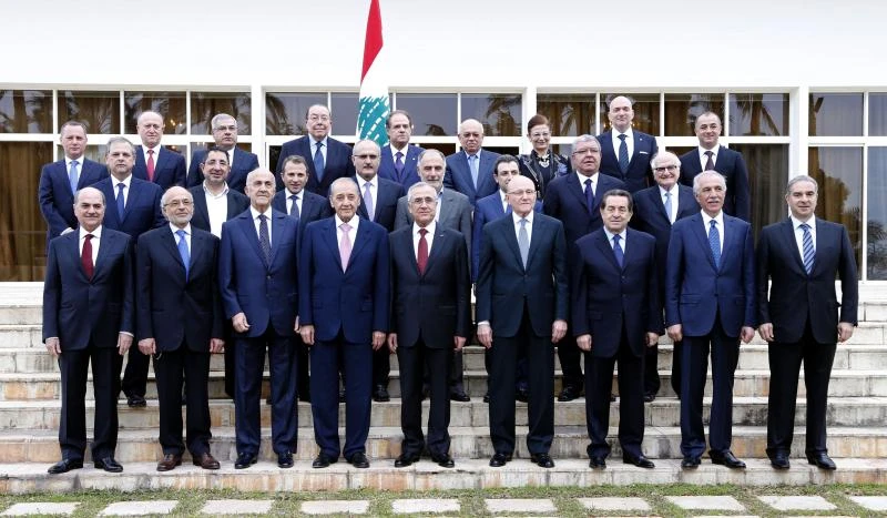 Lebanese presidential palace alters handout photo