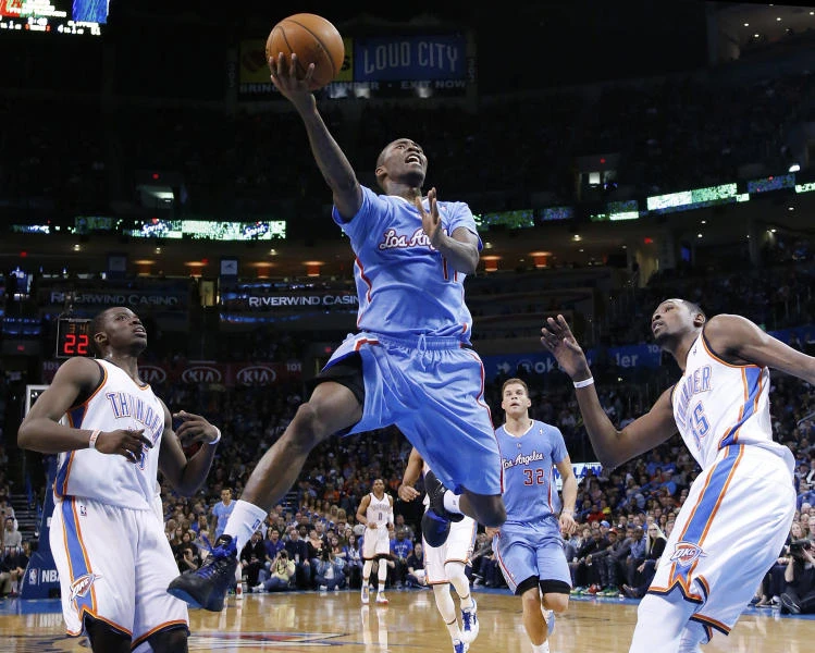 Clippers’ statement game sends Thunder reeling