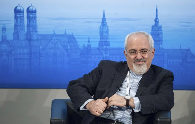 Iran drawing up new contracts to attract oil majors
