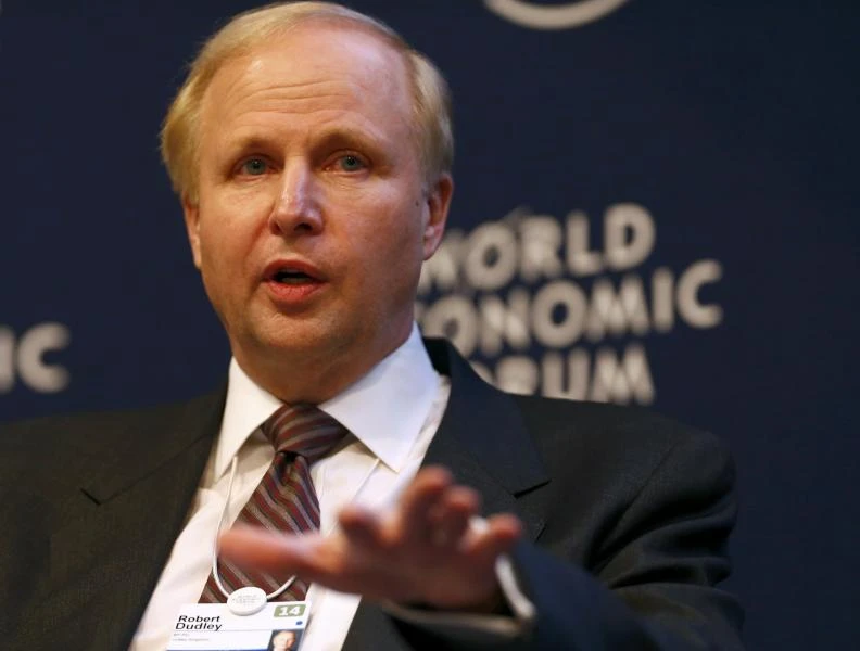 BP profits fall on weakness in refining business