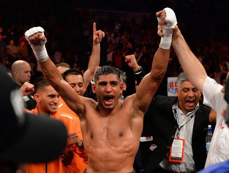 Fans want Mayweather-Khan matchup