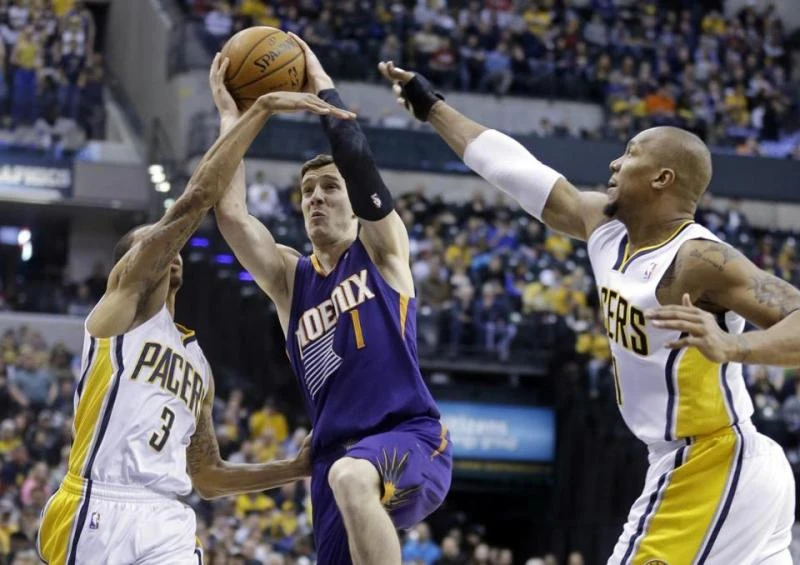 Suns hand Pacers rare home defeat