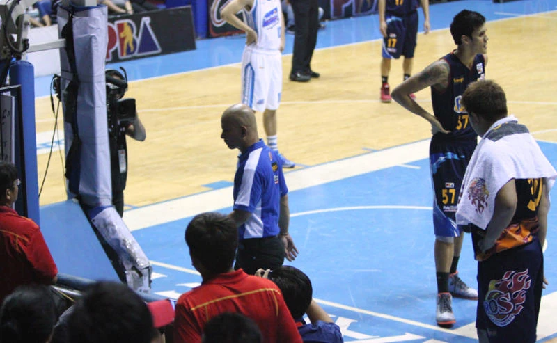 San Mig Coffee closes out Rain or Shine in Game 6
