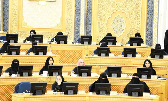 Shoura studies new law on donations