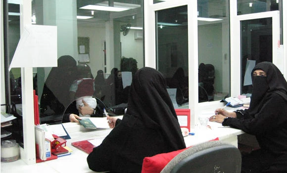 Women no longer need identifiers at Saudi courts