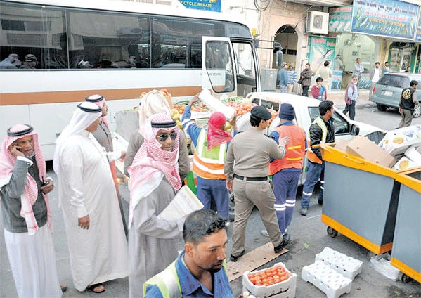 EP raid nets scores of labor law violators