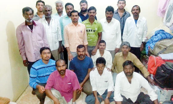 Indian workers with no papers desperate to go back home