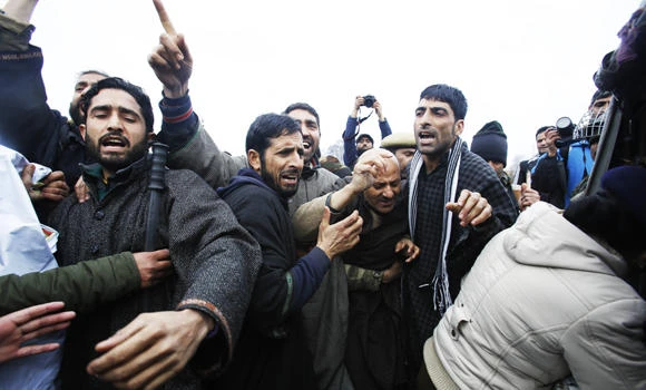 Indian Kashmir under curfew amid separatist strike