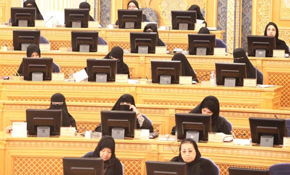 2-day weekend stays for private sector
