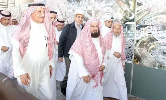 Al-Sudais inspects mataf work