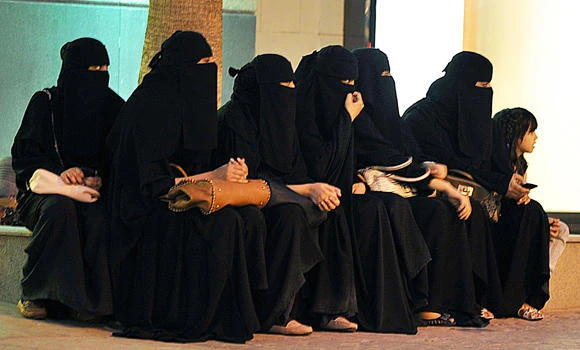 Decks cleared for women’s voting in civic elections