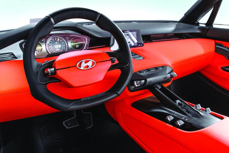 Hyundai reveals Futuristic Intrado