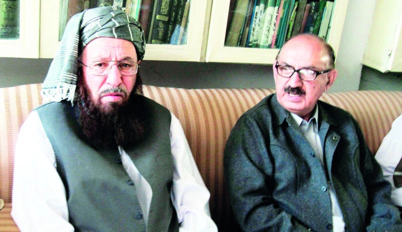 Pakistan resumes Taleban talks: 6 soldiers killed in bomb blast