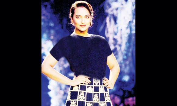 Sonakshi makes singing debut with ‘Rio 2’