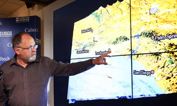 Powerful quake hits Los Angeles