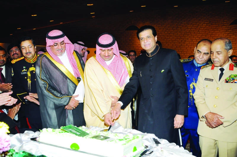 Excellent Saudi-Pak ties ‘picking up momentum’