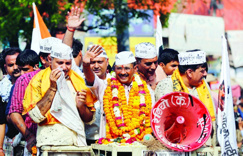 Kejriwal to fight against Modi in Indian polls