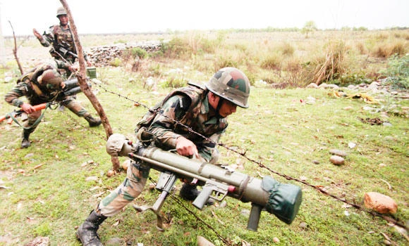 Gunmen kill one in Kashmir