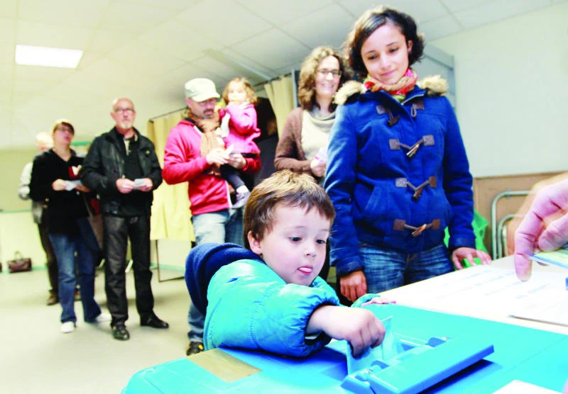 Far right taking center stage in French local elections