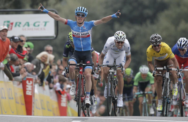 Slagter triumphs in Paris-Nice seventh stage