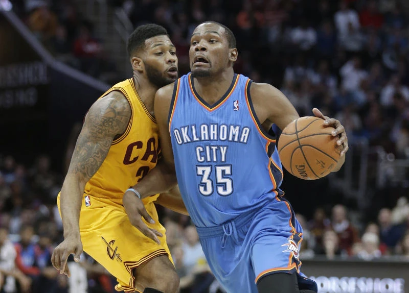 Durant leads Thunder past Cavaliers