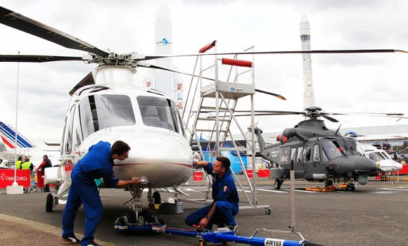 India to appeal over scrapped helicopter deal