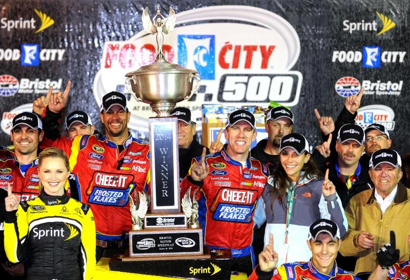 Edwards leads Ford sweep at rain-soaked Bristol