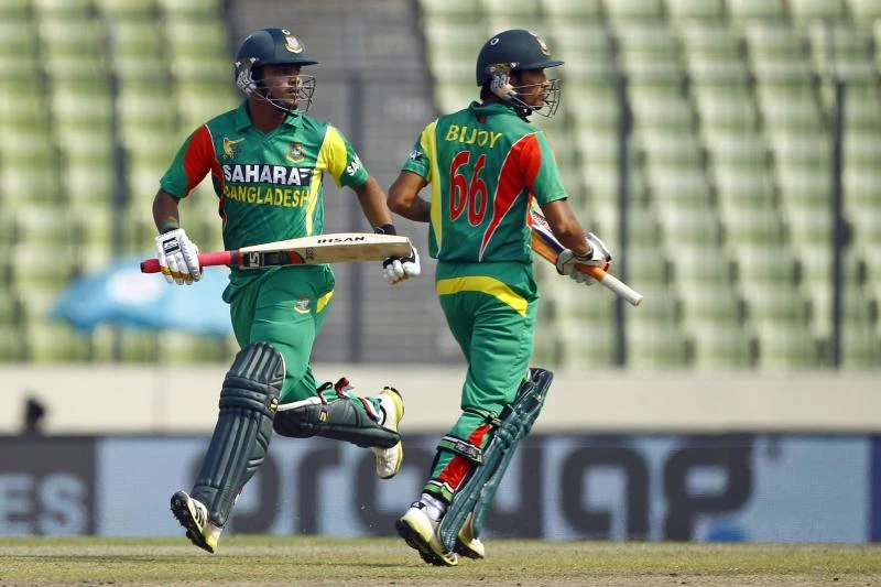 Cricket: Sri Lankan bowlers restrict Bangladesh to 204-9