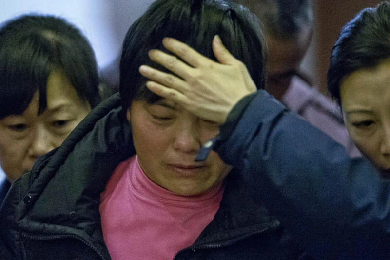 Malaysia working with US to get any satellite information on lost plane