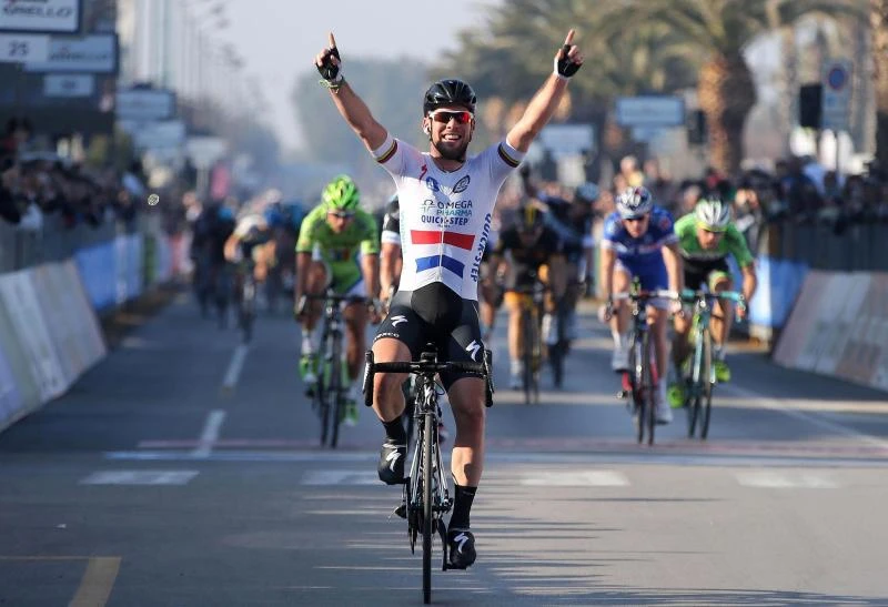 Cavendish rules stage, Contador keeps lead