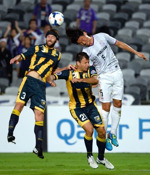 Love brace lifts Shandong past Cerezo