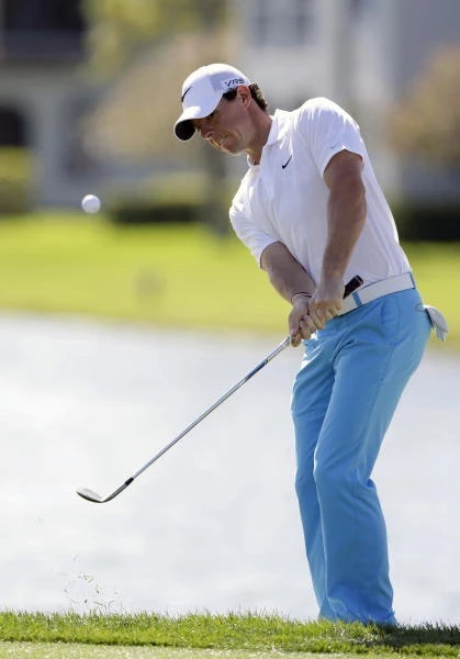 McIlroy takes two-stroke lead into final round