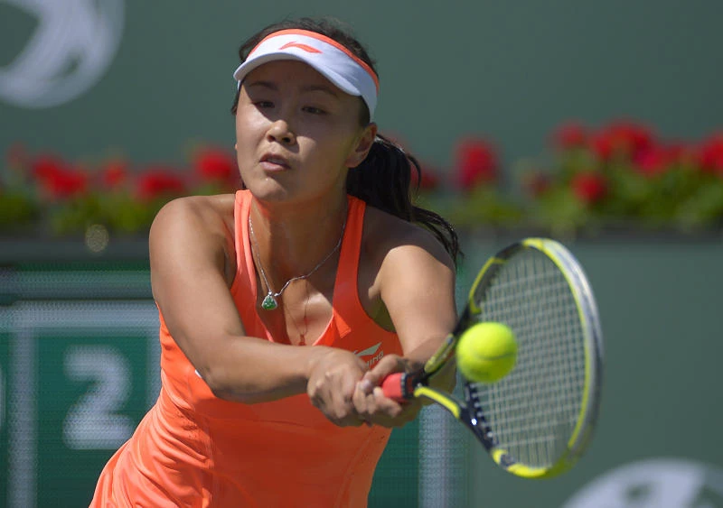 Peng ousts former champ Zvonareva at Indian Wells