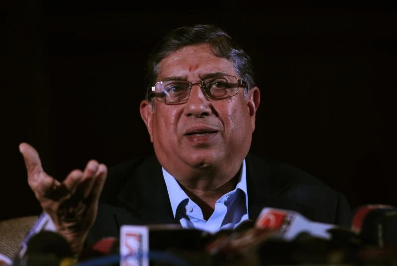Gavaskar ready to take over troubled India cricket board