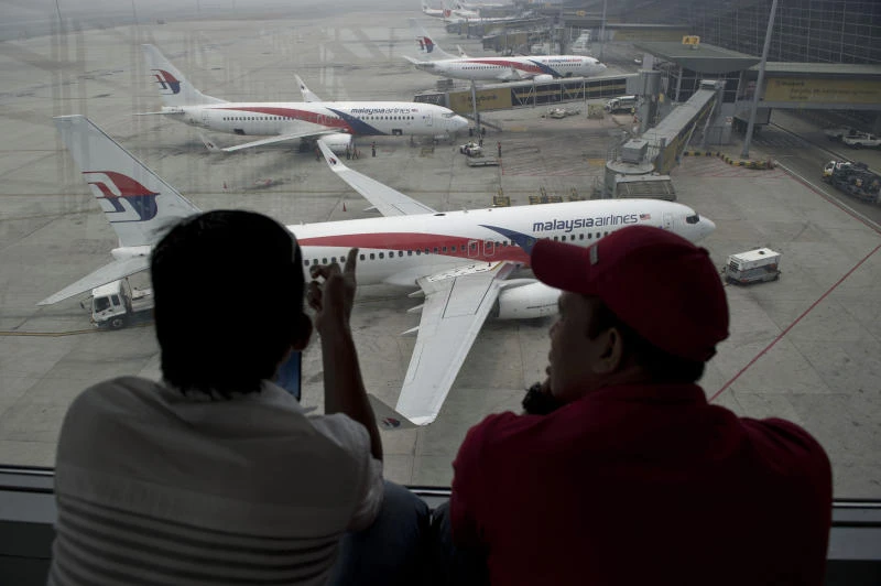 No sign of Malaysia jet 'debris' spotted by China satellite
