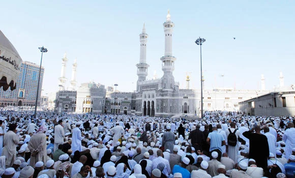 Grand Mosque imam’s advice: Put society before self