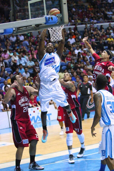 San Mig Coffee, Talk ‘N Text keep winning