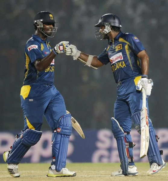 Sangakkara steers Sri Lanka to dramatic win over sloppy India