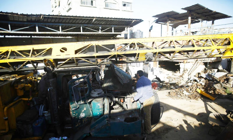 Israel air strike kills 3 in Gaza: medics