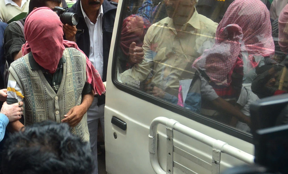 Indian court stays hanging of 2 rape case convicts