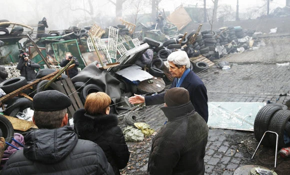Economic battle over Ukraine heats up