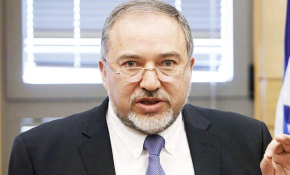 Israel FM: Palestinian prisoner release is off