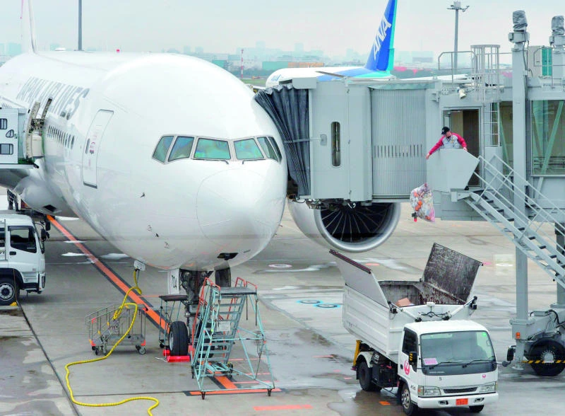 Airlines push for more security, passenger checks