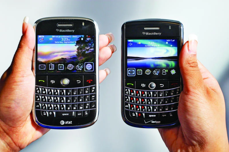 BlackBerry upset; ends US licensing deal with T-Mobile