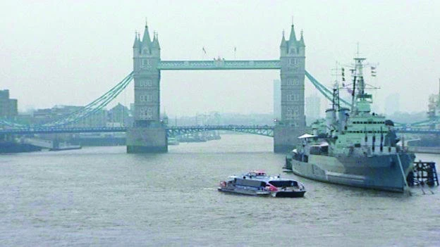 Sahara desert dust brings smog to UK