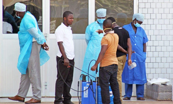Mob attacks Ebola treatment center in Guinea
