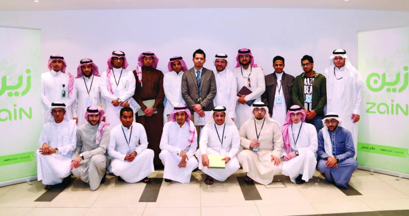 University students briefed on Zain operations