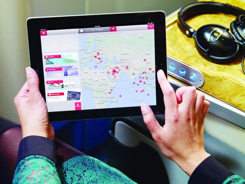 Emirates expands mobile presence